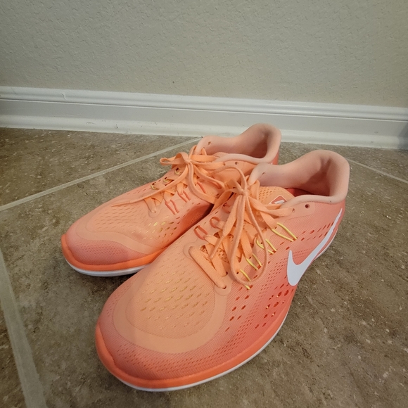 Nike Flex orange running shoes size 8.5 - Picture 3 of 6